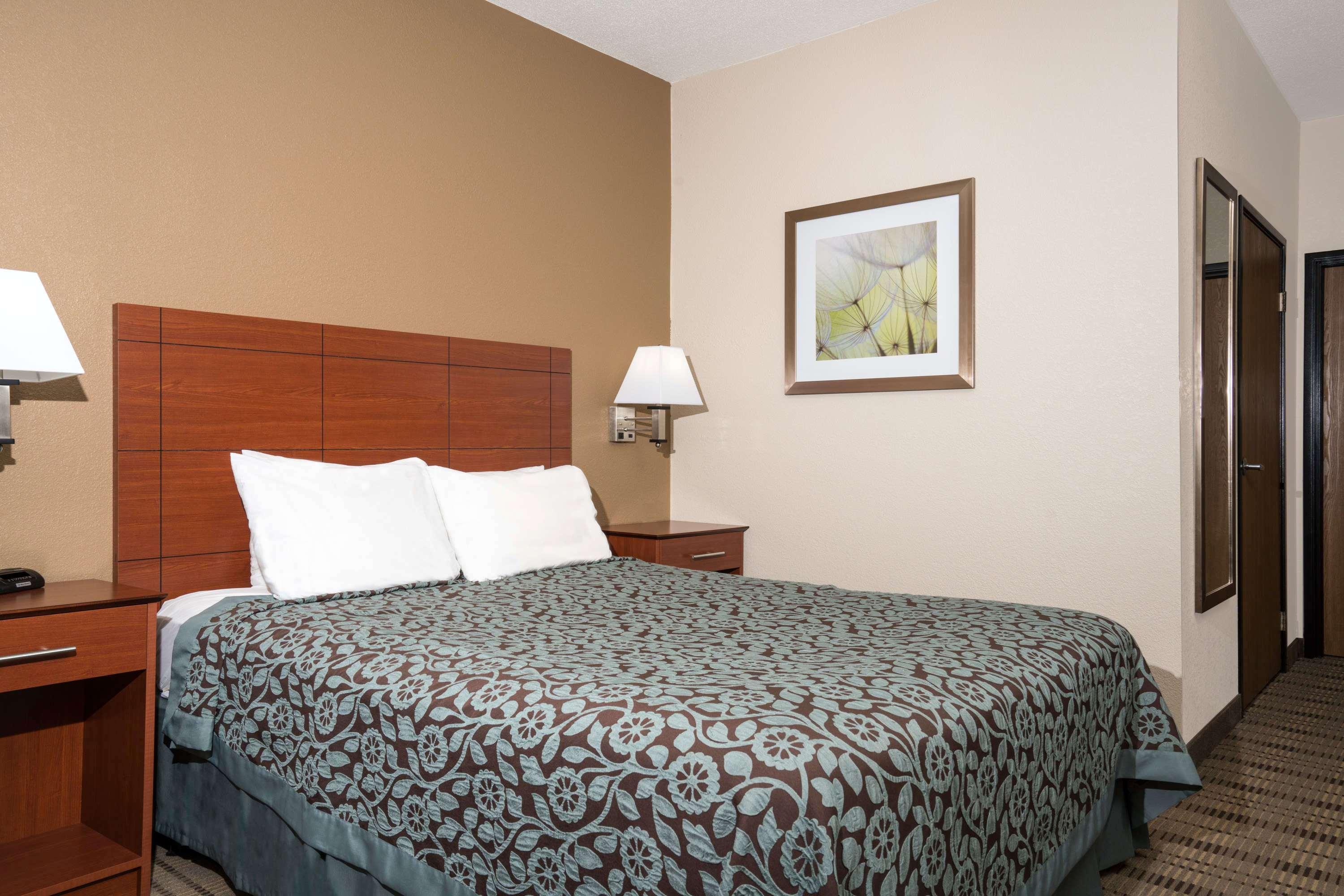 Days Inn By Wyndham Mankato Extérieur photo