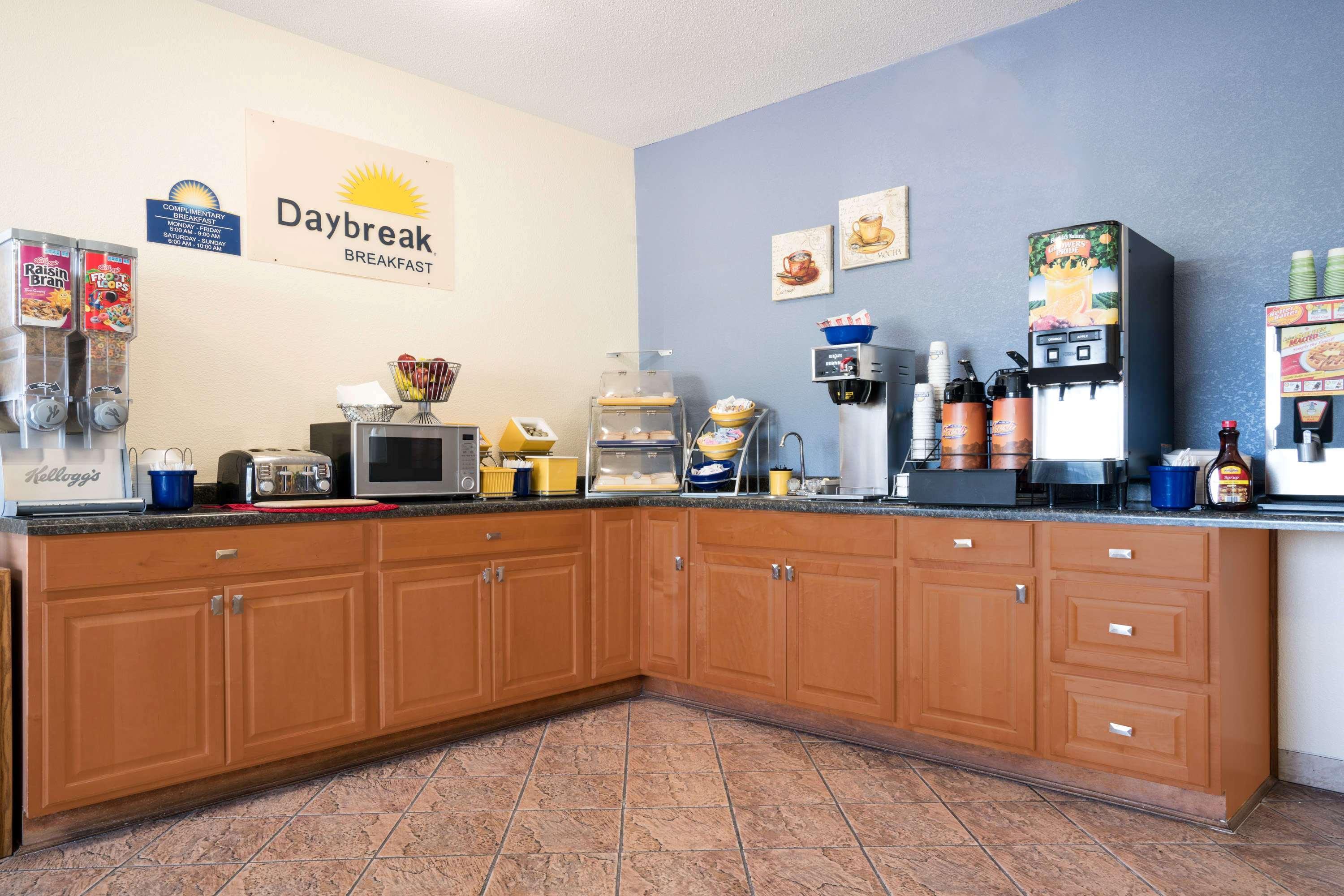 Days Inn By Wyndham Mankato Extérieur photo